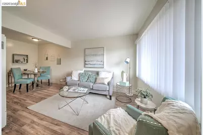 399 Schafer Rd, Hayward, CA 94544 - Photo 4