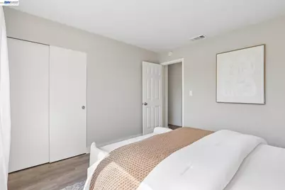 1110 Ironwood Rd, Alameda, CA 94502 - Photo 18