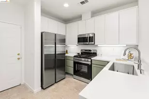 710 City Walk Pl, Hayward, CA 94541 - Photo 12