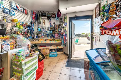 7108 International Blvd., Oakland, CA 94621 - Photo 6