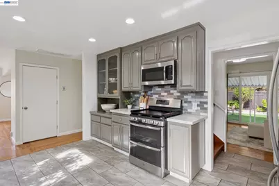 15040 Costela St, San Leandro, CA 94579 - Photo 14