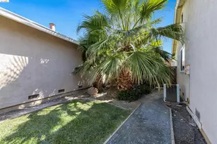1363 Swallow Tail Rd, Concord, CA 94521 - Photo 28