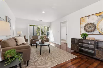 1363 Swallowtail Rd, Concord, CA 94521 - Photo 6