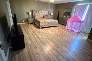 578 4th St, Tracy, CA 95376 - Photo 8