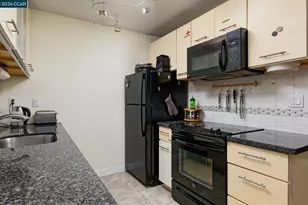 810 Oak Grove Rd, Concord, CA 94518 - Photo 8