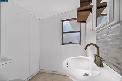 105 15th St, Antioch, CA 94509 - Photo 12