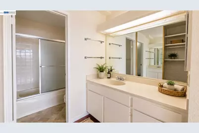 555 Pierce St #937, Albany, CA 94706 - Photo 14