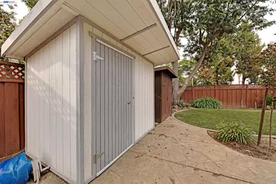 34232 Atteridge Pl, Fremont, CA 94555 - Photo 46