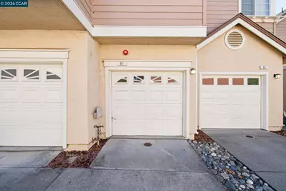 97 Manchester Dr, Fairfield, CA 94533 - Photo 2