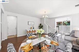 9424 Dunbar Dr, Oakland, CA 94603 - Photo 12