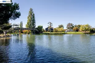 918 Ironwood Rd, Alameda, CA 94502 - Photo 50