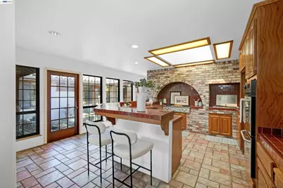 16989 Brierly Ct, Castro Valley, CA 94546 - Photo 18