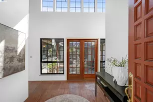 16989 Brierly Ct, Castro Valley, CA 94546 - Photo 4