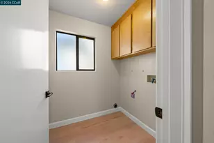 2262 Foxhill Dr, Martinez, CA 94553 - Photo 28