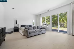 2420 Rushcreek Pl, Vallejo, CA 94591 - Photo 12