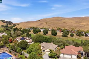 2420 Rushcreek Pl, Vallejo, CA 94591 - Photo 50