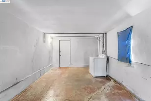 2518 98th Ave, Oakland, CA 94605 - Photo 26