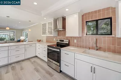 2308 Tice Creek Dr #5, Walnut Creek, CA 94595 - Photo 12