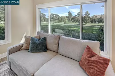 2308 Tice Creek Dr #5, Walnut Creek, CA 94595 - Photo 2