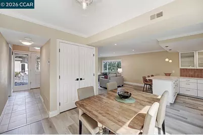 2308 Tice Creek Dr #5, Walnut Creek, CA 94595 - Photo 32