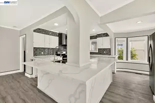 250 Broadmoor Blvd, San Leandro, CA 94577 - Photo 16