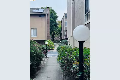 2121 Vale Rd #17, San Pablo, CA 94806 - Photo 4