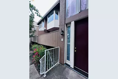 2121 Vale Rd #17, San Pablo, CA 94806 - Photo 6