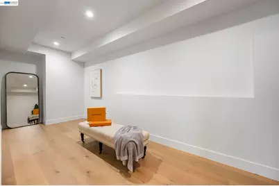 5883 Margarido Dr, Oakland, CA 94618 - Photo 34