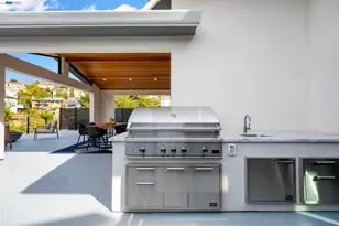 5883 Margarido Dr, Oakland, CA 94618 - Photo 8