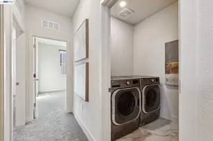 5389 Santini Ln, Tracy, CA 95377 - Photo 38