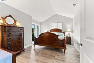 38109 Iris Ct, Newark, CA 94560 - Photo 18