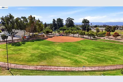 38109 Iris Court, Newark, CA 94560 - Photo 48