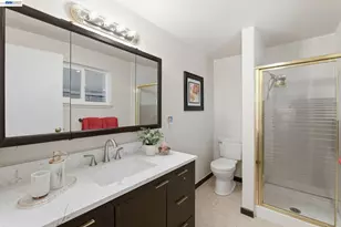 18160 Hunter Ave, San Lorenzo, CA 94541 - Photo 26