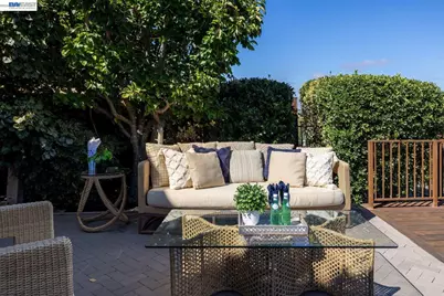 8115 Brittany Dr, Dublin, CA 94568 - Photo 44