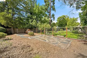 201 Beverly Ave, San Leandro, CA 94577 - Photo 56