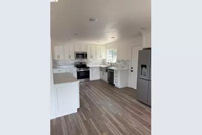 203 Rose Ann Ave, Pittsburg, CA 94565 - Photo 6