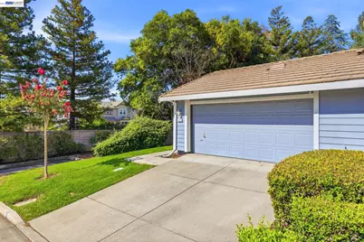 3897 Inverness Cmn, Livermore, CA 94551 - Photo 2