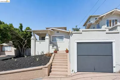 521 Zorah St, Oakland, CA 94606 - Photo 2