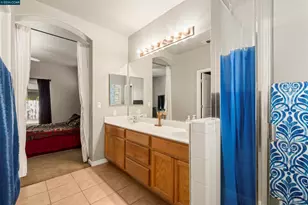 700 Pinedale Ave, Sacramento, CA 95838 - Photo 32