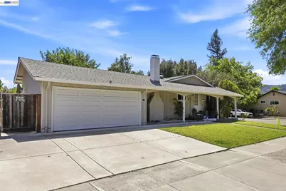 4315 Denker Dr, Pleasanton, CA 94588 - Photo 2