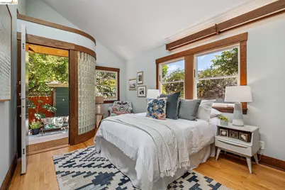 2435 Valley Street, Berkeley, CA 94702 - Photo 54