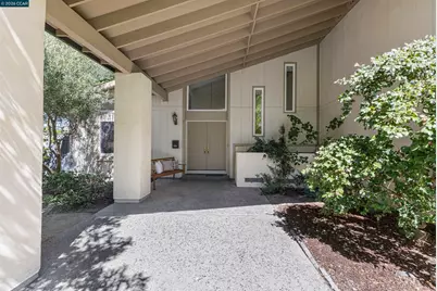 7 Leeds Ct, Danville, CA 94526 - Photo 2