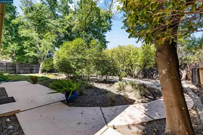 7 Leeds Ct, Danville, CA 94526 - Photo 38