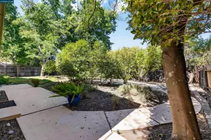 7 Leeds Ct, Danville, CA 94526 - Photo 38