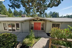 6040 Chelton Dr, Oakland, CA 94611 - Photo 2