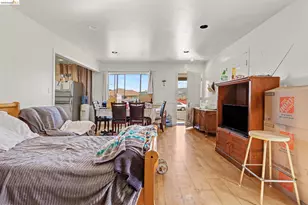 258 Dundee Dr, South San Francisco, CA 94080 - Photo 6