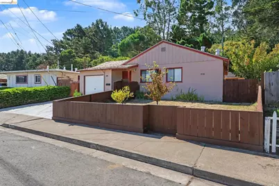258 Dundee Drive, South San Francisco, CA 94080 - Photo 2