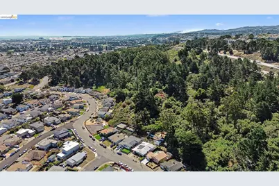 258 Dundee Drive, South San Francisco, CA 94080 - Photo 12