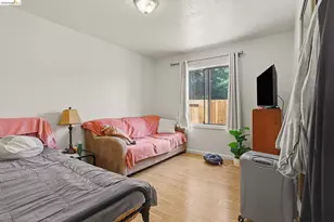 258 Dundee Dr, South San Francisco, CA 94080 - Photo 12
