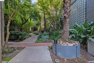 1500 Park Ave #435, Emeryville, CA 94608 - Photo 28